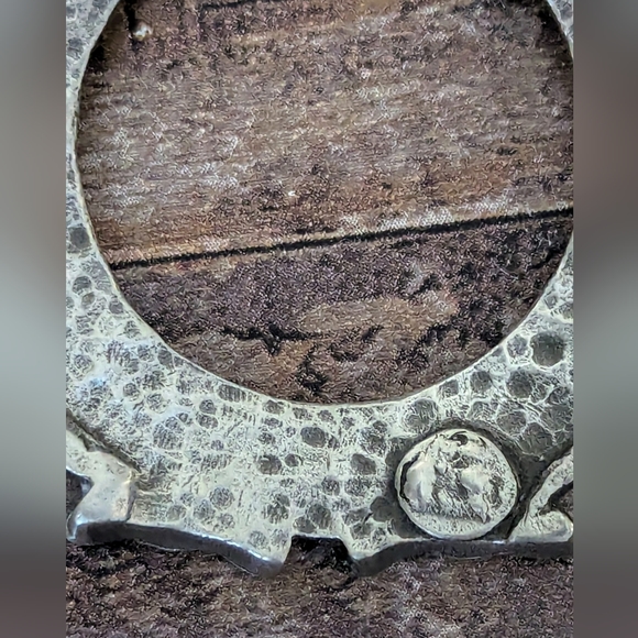 Vintage Large Pewter Winking Owl Pendant on Silver Chain - Picture 8 of 8